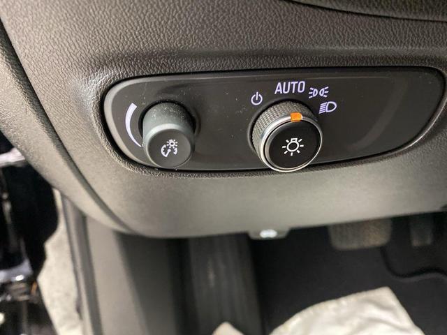 Photo of 2022 Mosaic Black Metallic Chevrolet Equinox