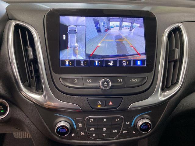 Photo of 2022 Mosaic Black Metallic Chevrolet Equinox