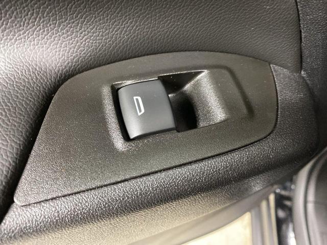 Photo of 2022 Mosaic Black Metallic Chevrolet Equinox