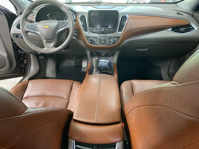 Photo of 2016 Autumn Bronze Metallic Chevrolet Malibu