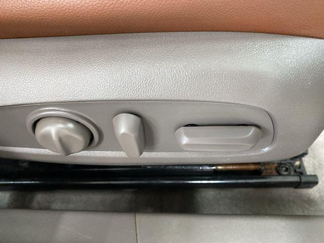 Photo of 2016 Autumn Bronze Metallic Chevrolet Malibu