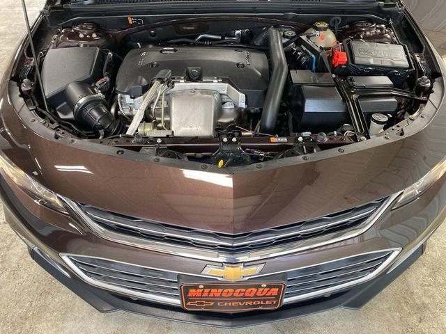 Photo of 2016 Autumn Bronze Metallic Chevrolet Malibu