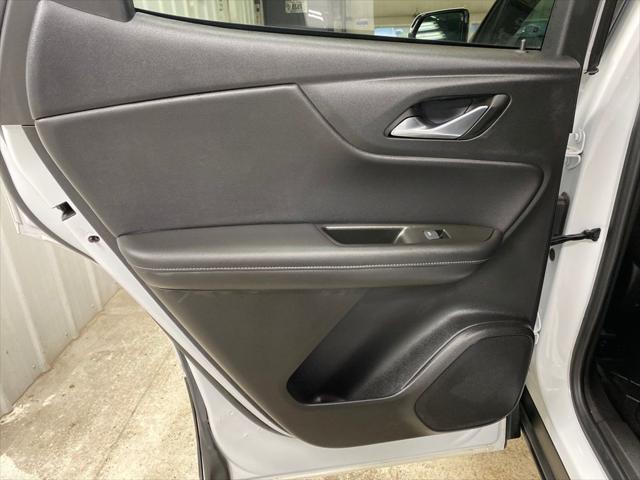 Photo of 2022 Summit White Chevrolet Blazer