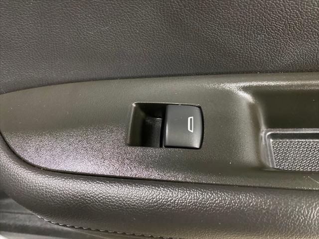 Photo of 2022 Summit White Chevrolet Blazer