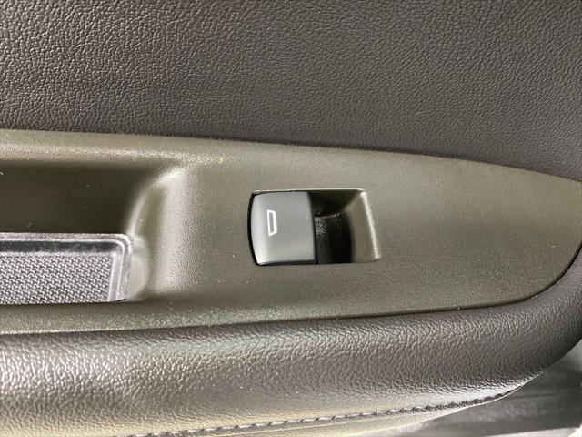 Photo of 2022 Summit White Chevrolet Blazer