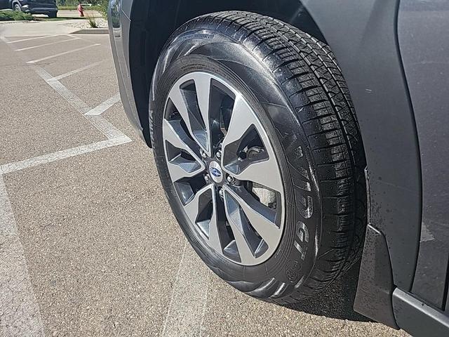 Photo of 2024 Magnetite Gray Metallic Subaru Outback