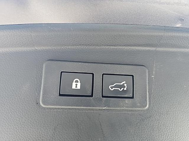 Photo of 2024 Magnetite Gray Metallic Subaru Outback