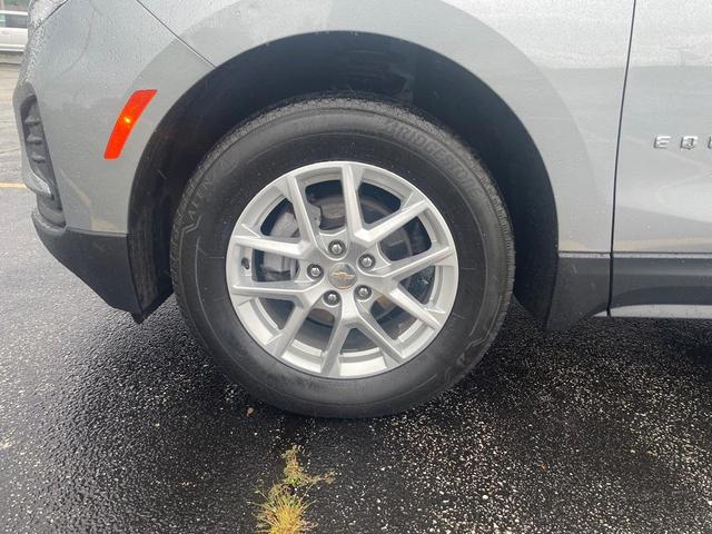 Photo of 2023 Sterling Gray Metallic Chevrolet Equinox