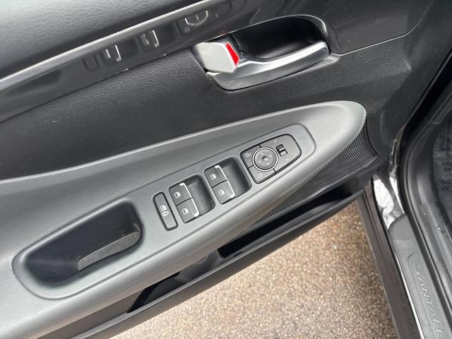 Photo of 2022 Twilight Black Hyundai SANTA FE