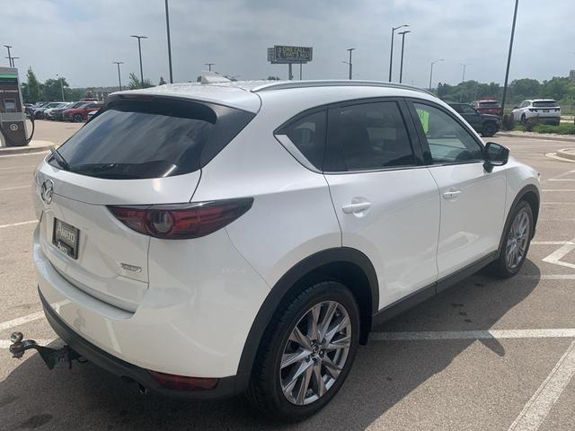 Photo of 2019 Snowflake White Pearl Mica Mazda CX-5
