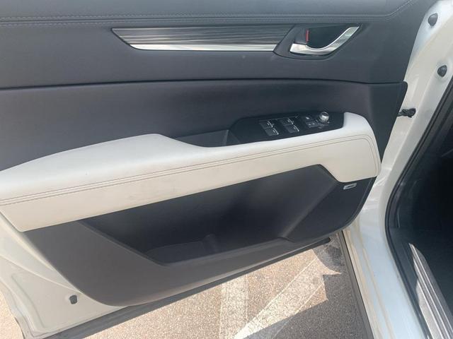 Photo of 2019 Snowflake White Pearl Mica Mazda CX-5
