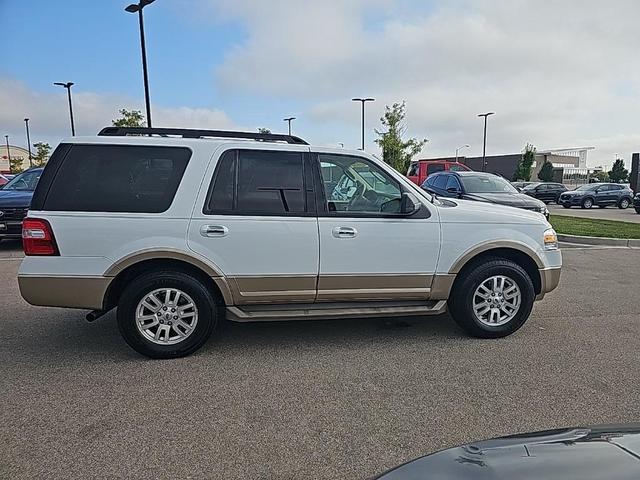 Photo of 2013 Oxford White Ford Expedition