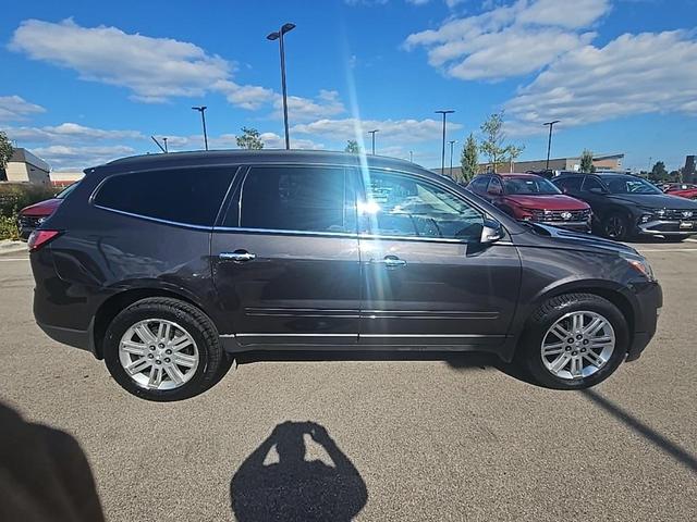 Photo of 2013 Tungsten Metallic Chevrolet Traverse