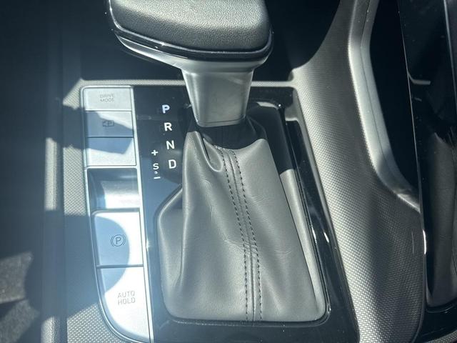 Photo of 2024 Red Hyundai ELANTRA