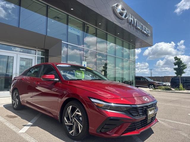 Photo of 2024 Red Hyundai ELANTRA