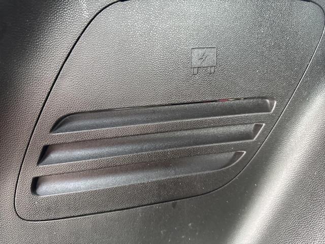 Photo of 2023 Summit White Chevrolet Traverse