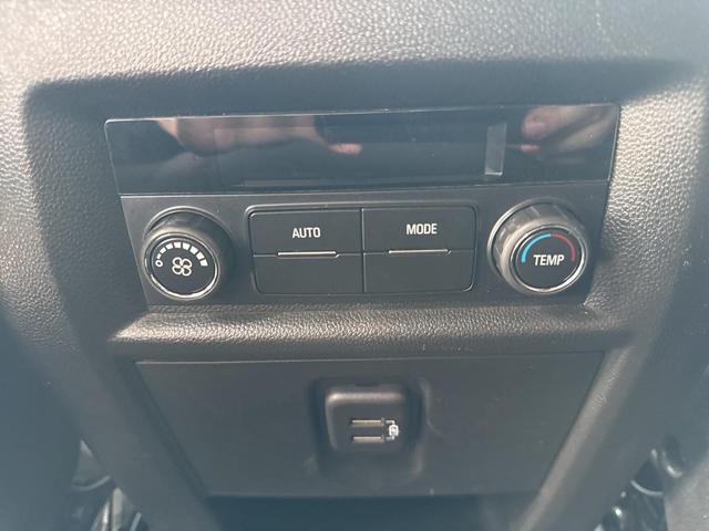 Photo of 2023 Summit White Chevrolet Traverse