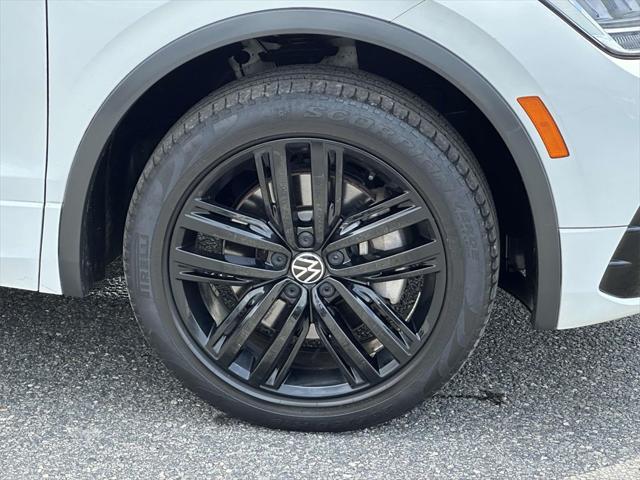 Photo of 2022 Pure White Volkswagen Tiguan