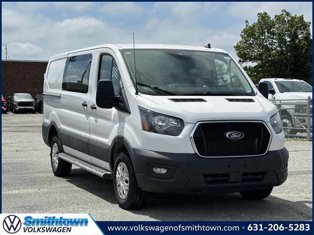 2023 Ford Transit-250