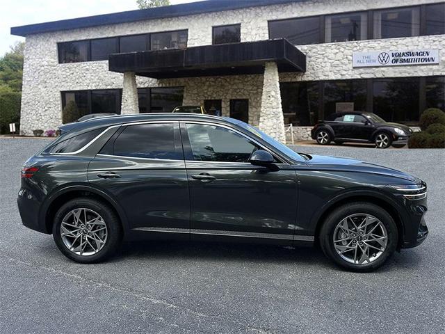 Photo of 2025 Green Genesis GV70