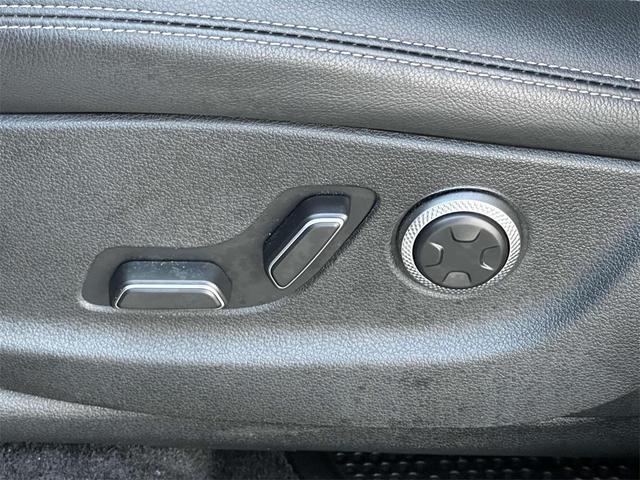 Photo of 2025 Green Genesis GV70