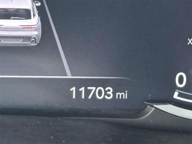 Photo of 2025 Green Genesis GV70