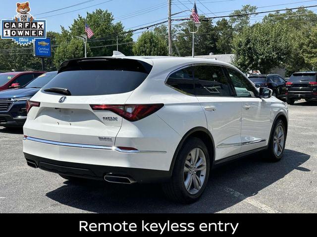 Photo of 2023 Platinum White Pearl Acura MDX