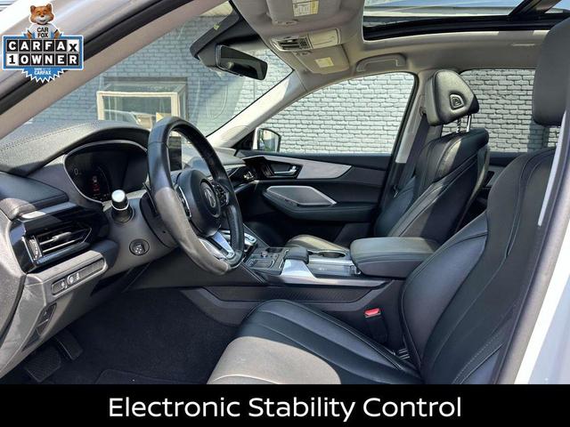 Photo of 2023 Platinum White Pearl Acura MDX