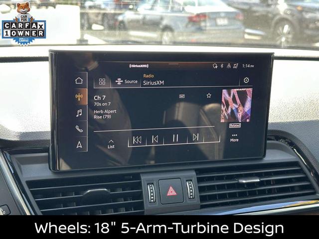 Photo of 2023 Glacier White Metallic Audi Q5