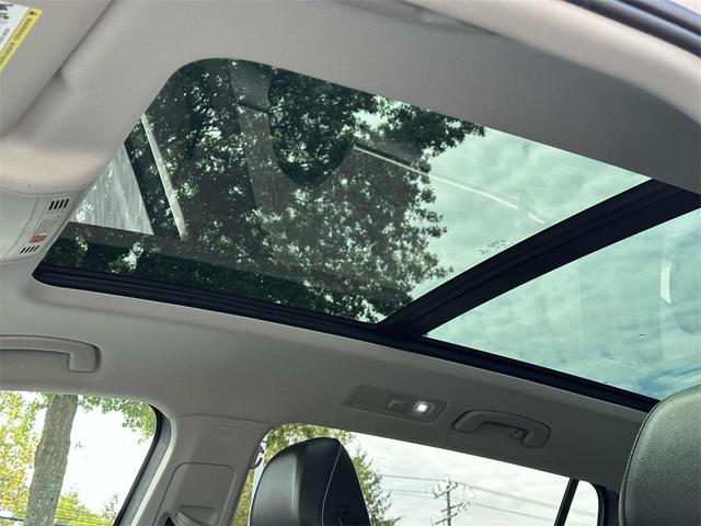 Photo of 2022 Silver Metallic Volkswagen Tiguan