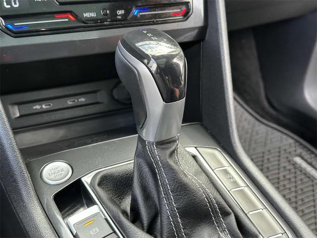 Photo of 2022 Silver Metallic Volkswagen Tiguan