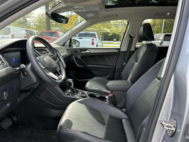 Photo of 2022 Silver Metallic Volkswagen Tiguan