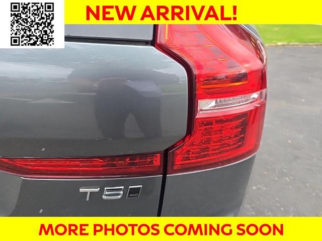 Photo of 2020 Osmium Grey Metallic Volvo XC60