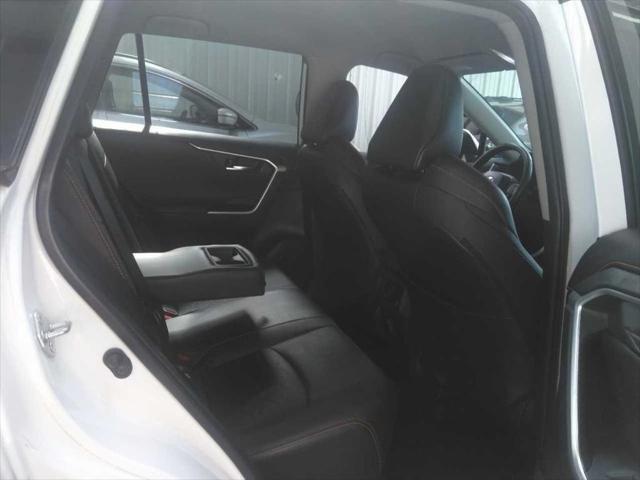Photo of 2022 Blizzard Pearl Toyota RAV4