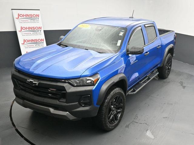 Photo of 2023 Glacier Blue Metallic Chevrolet Colorado