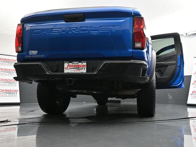 Photo of 2023 Glacier Blue Metallic Chevrolet Colorado