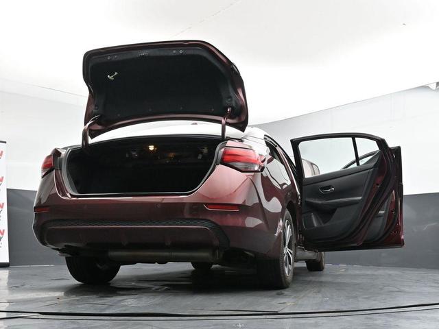 Photo of 2020 Rosewood Metallic Nissan Sentra