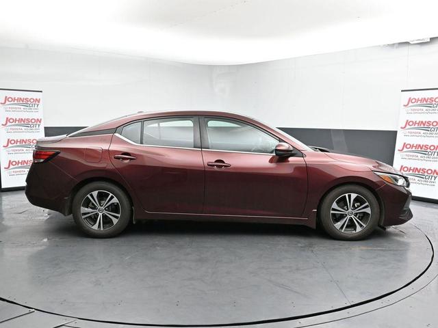 Photo of 2020 Rosewood Metallic Nissan Sentra