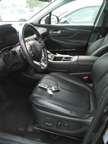 Photo of 2023 Twilight Black Hyundai SANTA FE