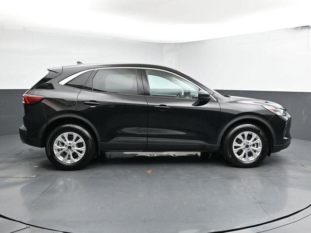Photo of 2024 Agate Black Metallic Ford Escape