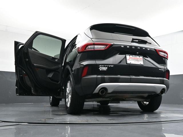 Photo of 2024 Agate Black Metallic Ford Escape