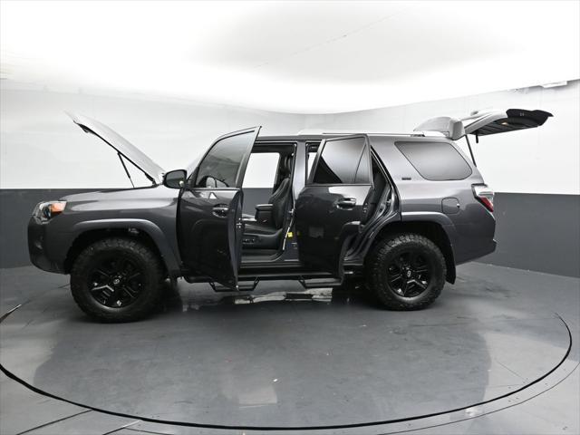 Photo of 2018 Magnetic Gray Metallic Toyota 4Runner