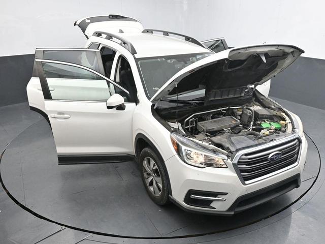 Photo of 2019 Crystal White Pearl Subaru Ascent