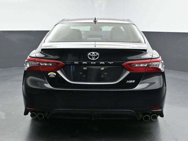 Photo of 2023 Midnight Black Metallic Toyota Camry