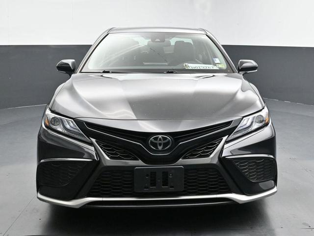 Photo of 2023 Midnight Black Metallic Toyota Camry