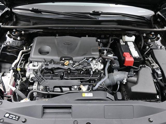 Photo of 2023 Midnight Black Metallic Toyota Camry