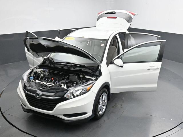 Photo of 2016 White Orchid Honda HR-V