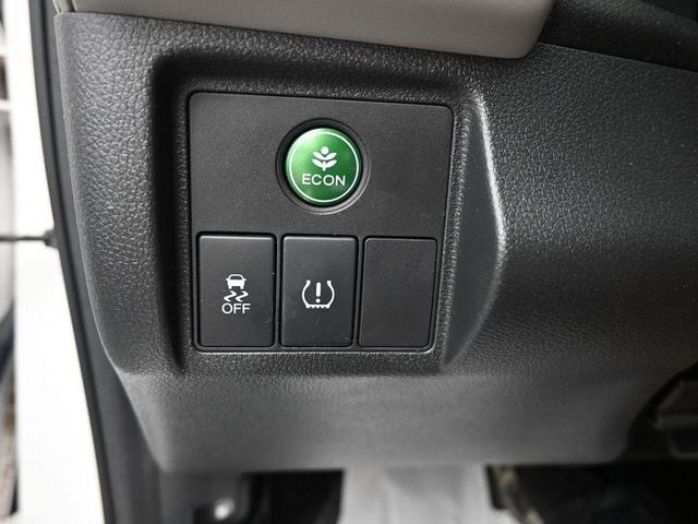 Photo of 2016 White Orchid Honda HR-V