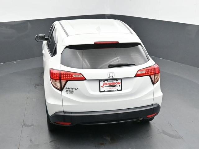 Photo of 2016 White Orchid Honda HR-V