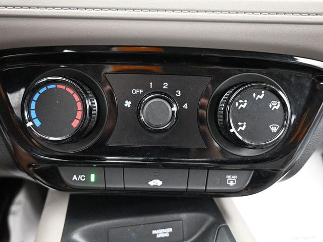 Photo of 2016 White Orchid Honda HR-V